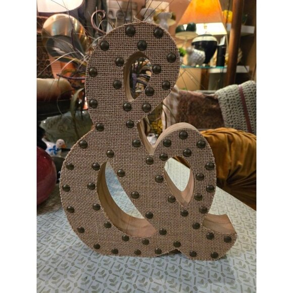 WEIGHTED WOOD & SIGN WITH STUDS/BURLAP - Picture 1 of 2